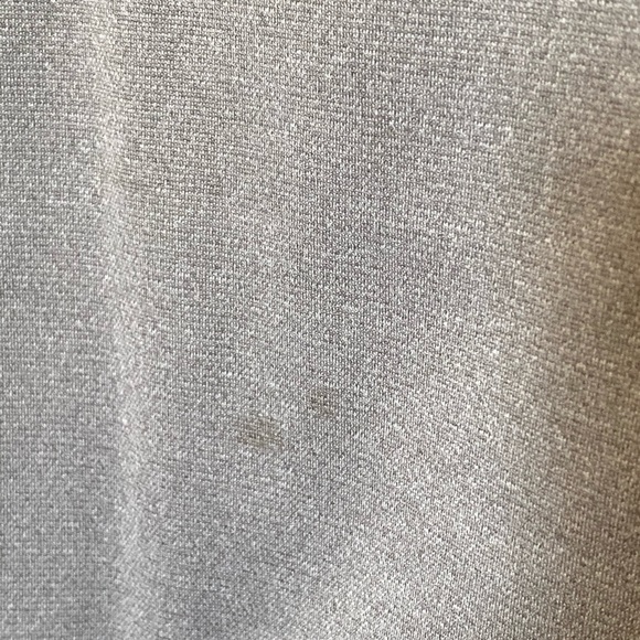 Under Amour Sweatshirt - Picture 6 of 8